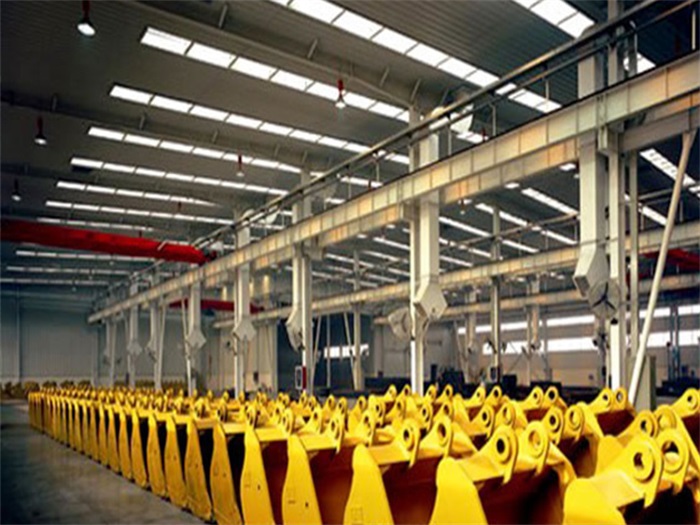 新沂徐工集团挖掘机装配车间